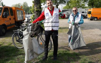 DÜSSELDORF: 9000 HELFER*INNEN AM DRECK-WEG-TAG AKTIV